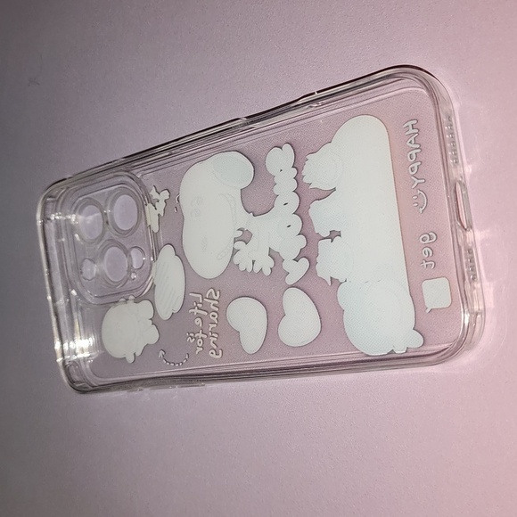 Brand new Apple IPhone 🍎 16 Pro Max Peanuts Snoopy soft Silicone Phone - Picture 7 of 7